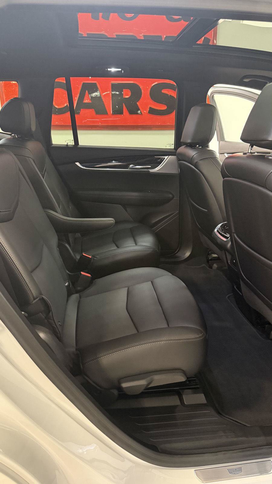 Used 2022 Cadillac XT6 Premium Luxury w/ Technology Package AWD/4WD image 49