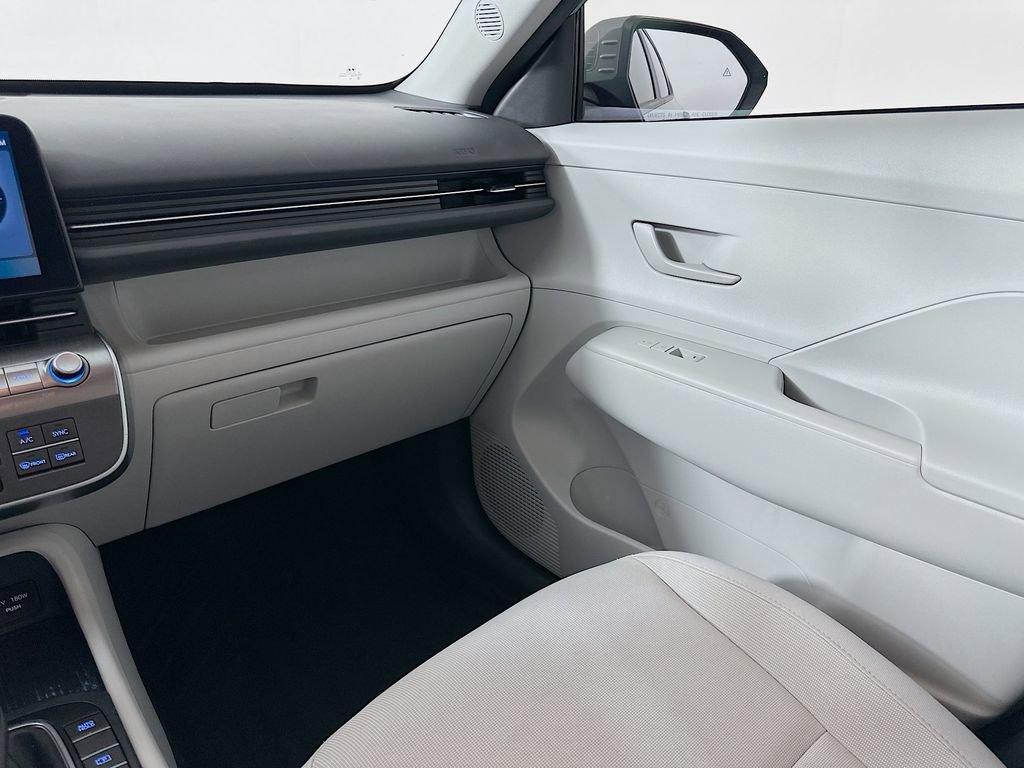 Used 2024 Hyundai Kona SEL image 22