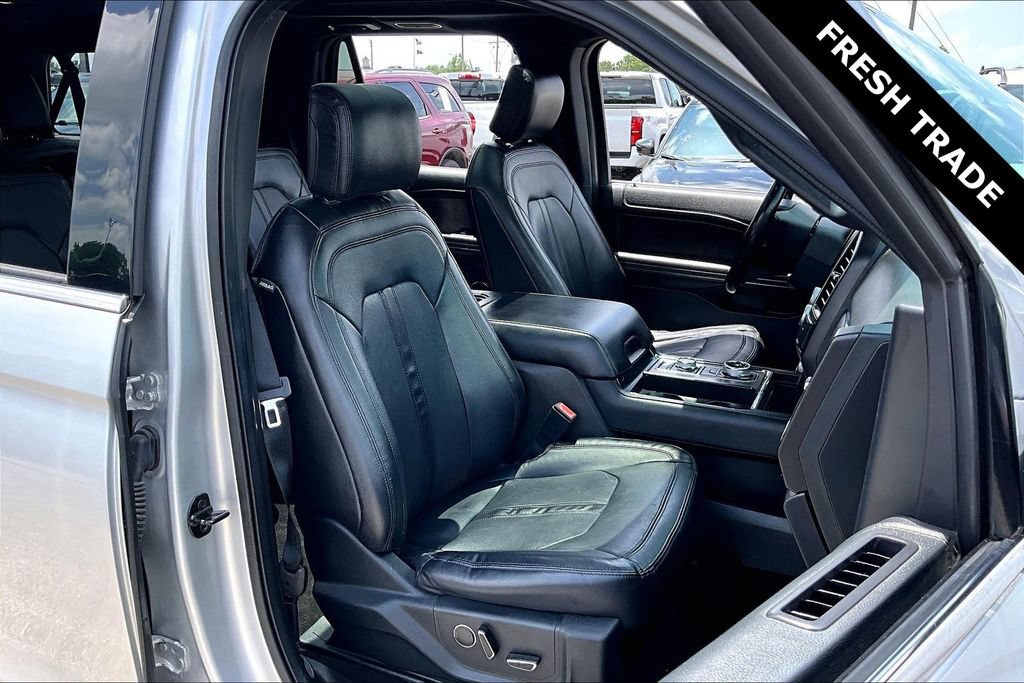 Used 2019 Ford Expedition Max Limited AWD/4WD image 30