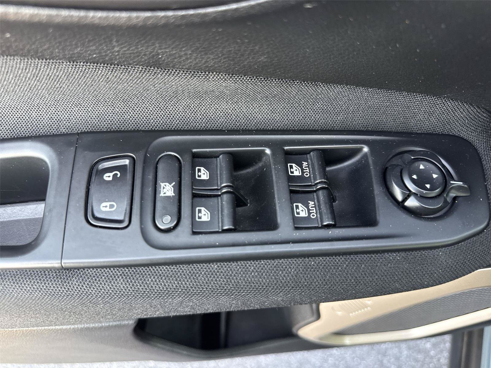 Used 2016 Jeep Renegade Sport w/ Power & Air Group AWD/4WD image 13