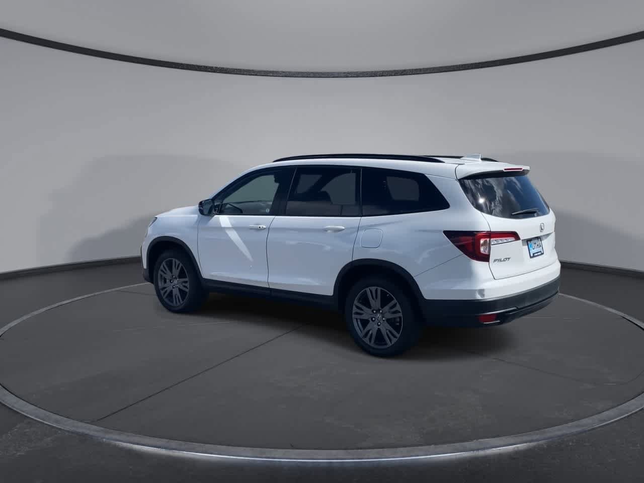 Used 2022 Honda Pilot Sport image 7