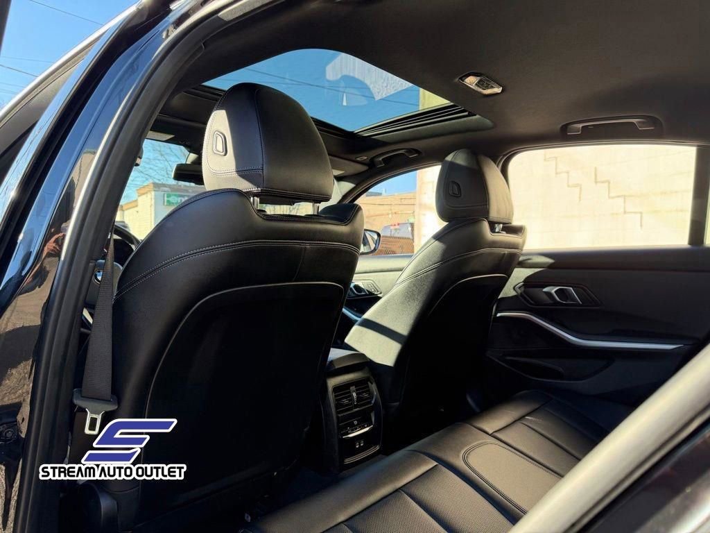 Used 2024 BMW 330i xDrive Sedan image 22