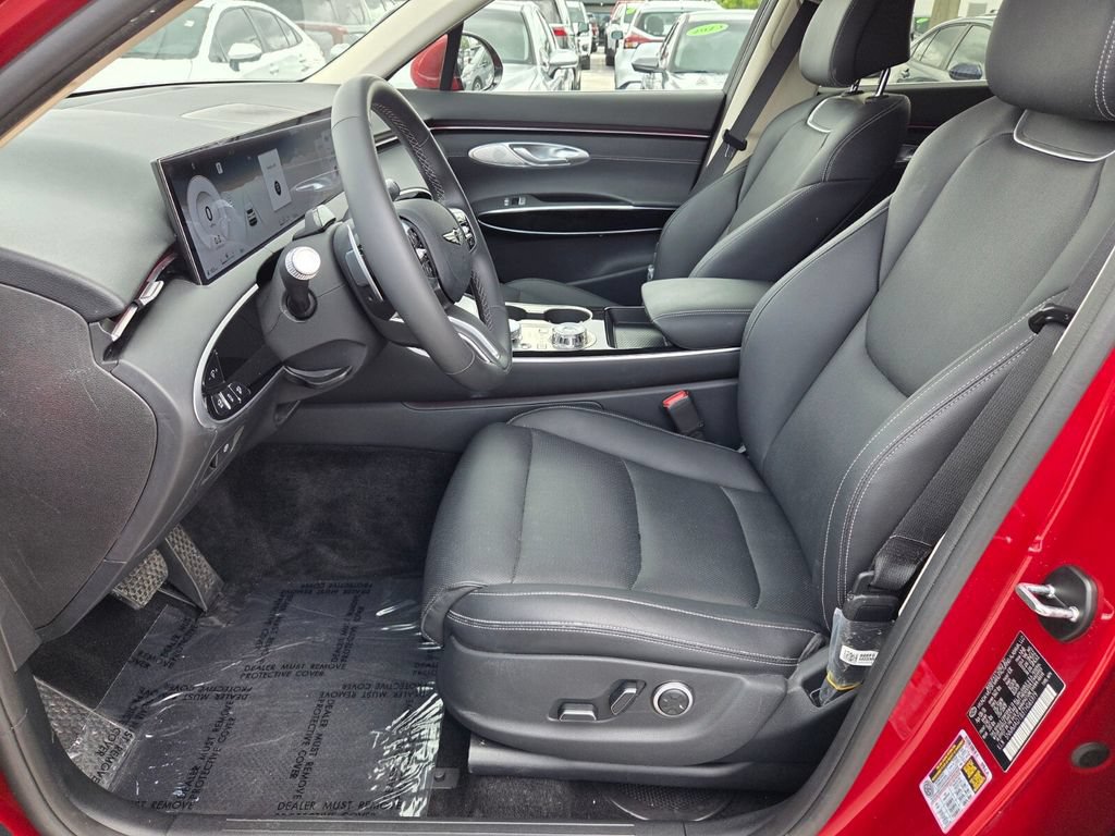Used 2026 Genesis GV70 2.5T AWD/4WD image 4