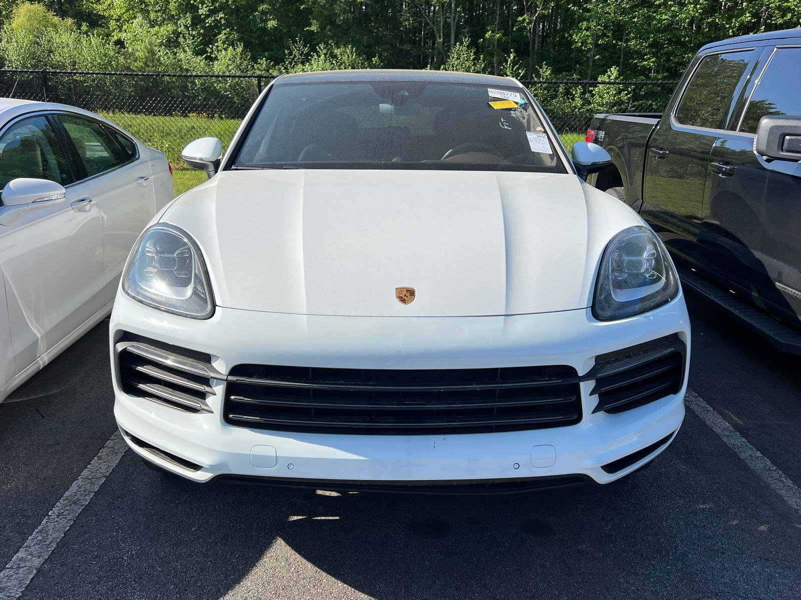 Used 2023 Porsche Cayenne Platinum Edition image 2