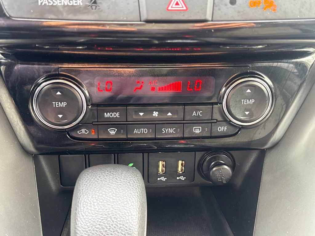 Used 2022 Mitsubishi Eclipse Cross SE image 22