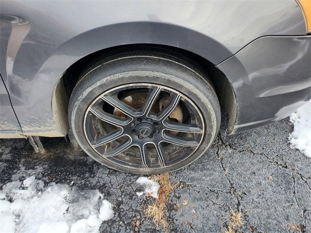 Used 2010 Ford Focus SES image 5