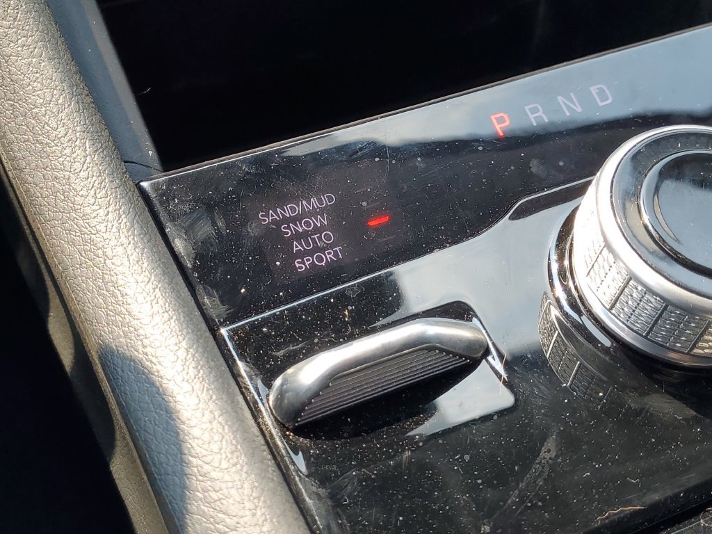Used 2023 Jeep Grand Cherokee Limited AWD/4WD image 31