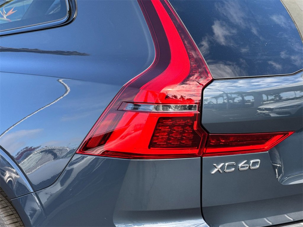 New 2026 Volvo XC60 B5 Plus w/ Climate Package PRO image 26