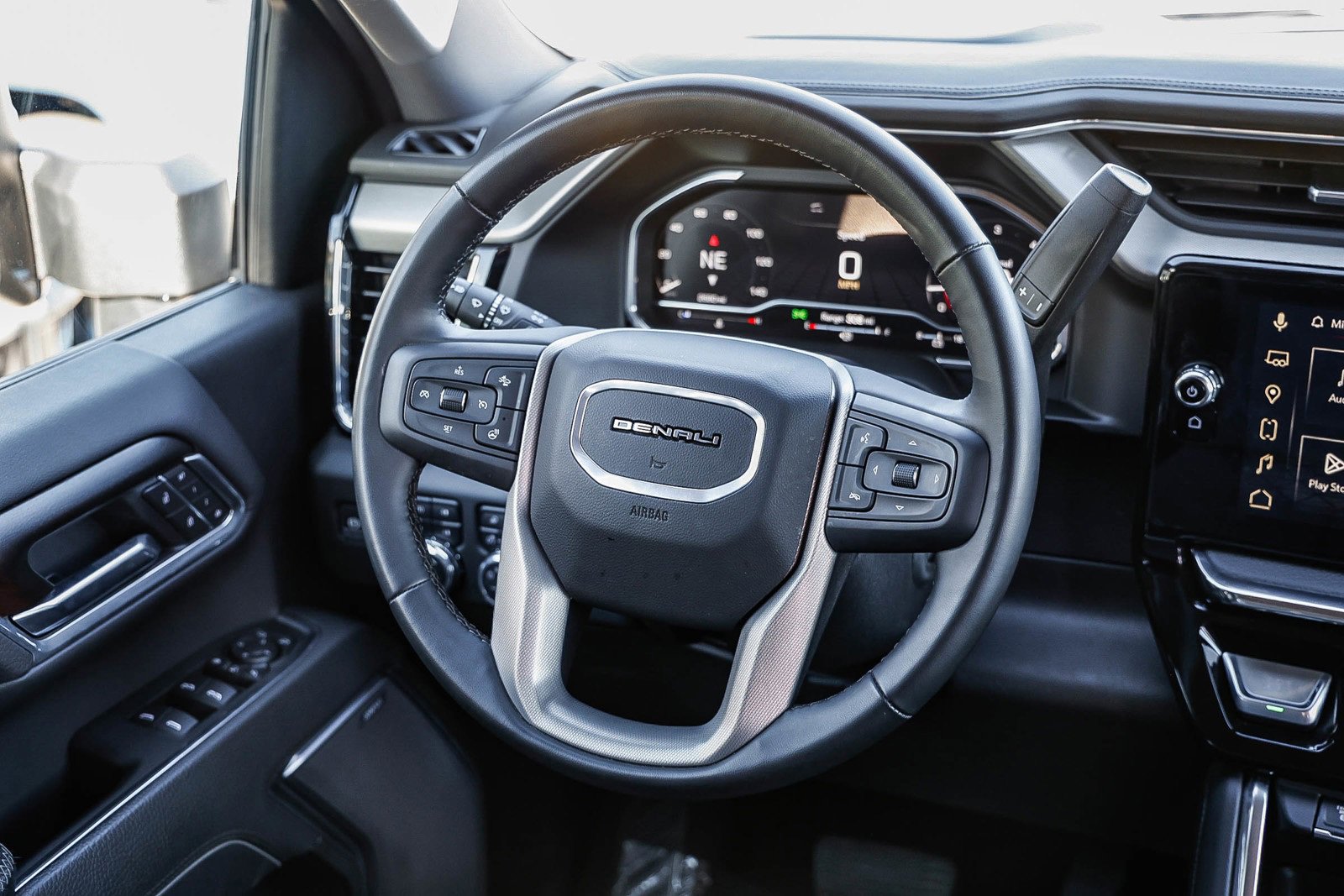 Used 2025 GMC Sierra 2500 Denali w/ Denali Reserve Package image 13