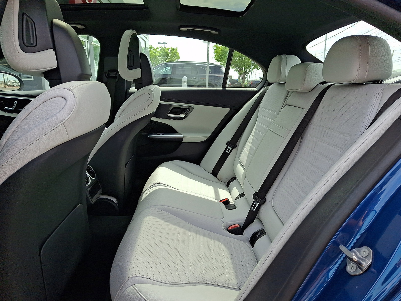 Used 2023 Mercedes-Benz C 300 4MATIC Sedan w/ AMG Line w/ Night Package image 10