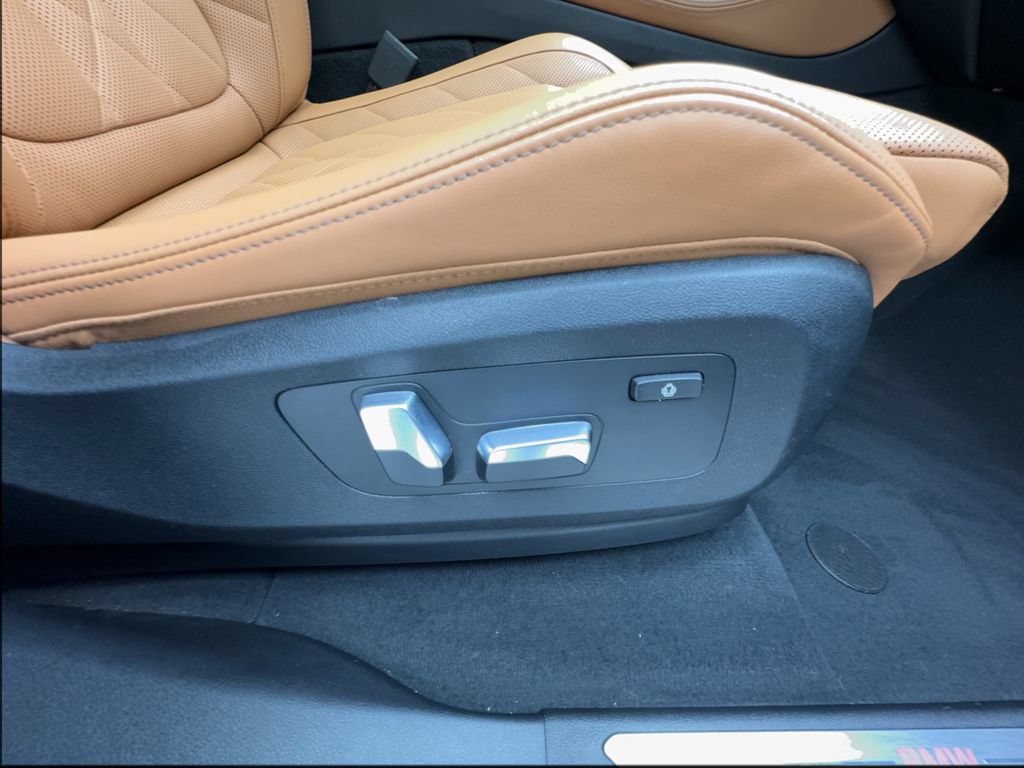Used 2023 BMW X5 sDrive40i w/ Climate Comfort Package RWD image 30