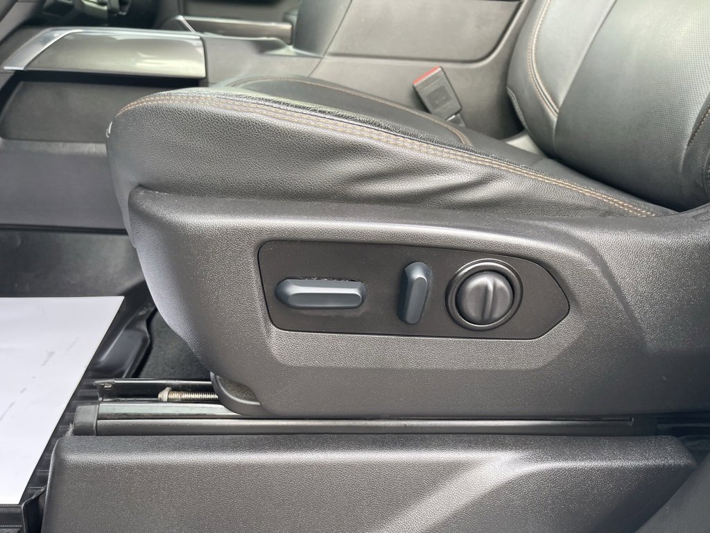 Used 2022 GMC Sierra 2500 AT4 w/ AT4 Premium Plus Package image 29