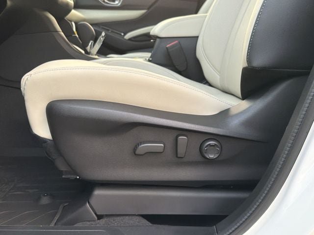 New 2026 Subaru Ascent Limited AWD/4WD image 24