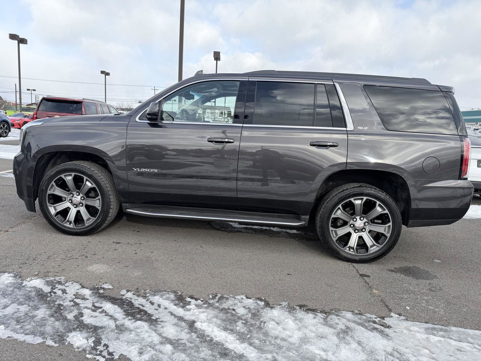 Used 2016 GMC Yukon SLT w/ Open Road Package image 4