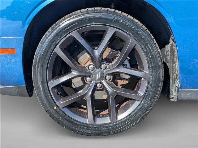 Used 2021 Dodge Challenger SXT w/ Driver Convenience Group image 20