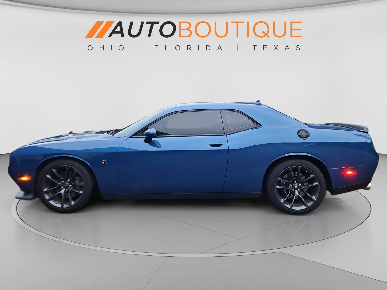 Used 2021 Dodge Challenger R/T Scat Pack w/ Shaker Package RWD image 2
