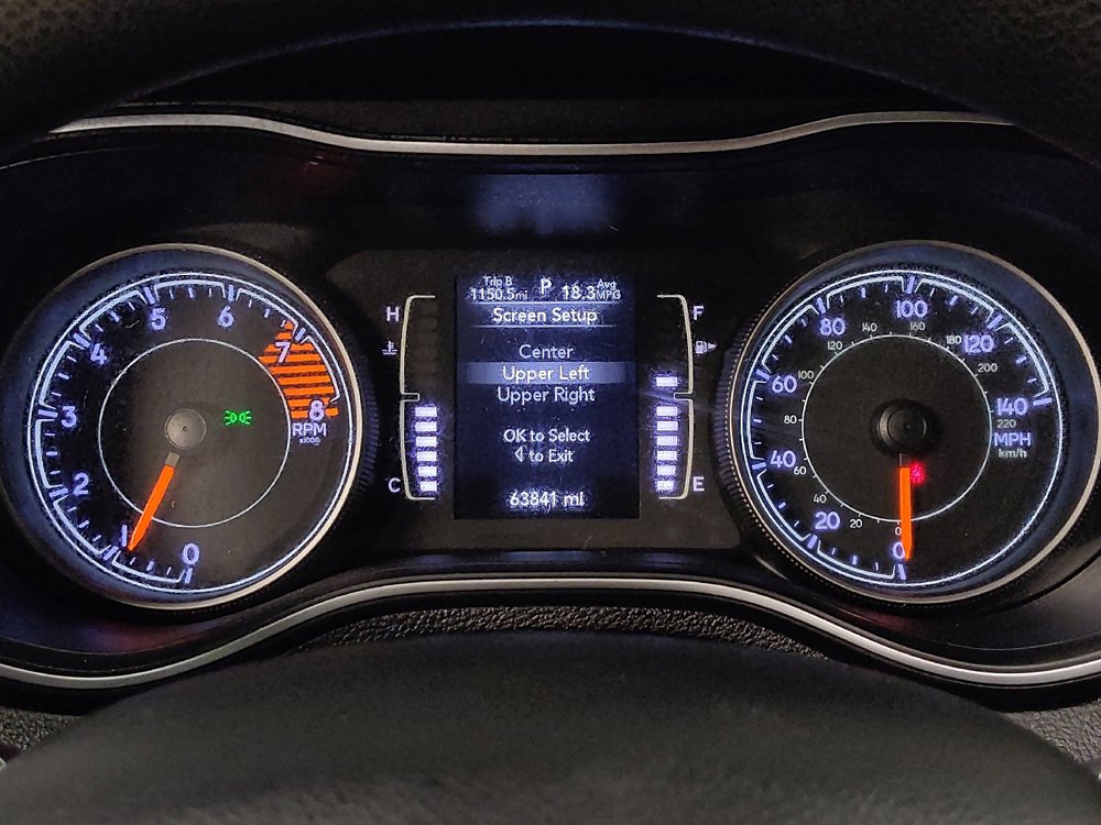 Used 2020 Jeep Cherokee Latitude FWD image 23