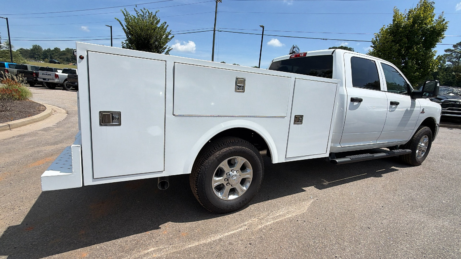 New 2026 RAM 3500 Tradesman w/ Chrome Appearance Group A AWD/4WD image 8