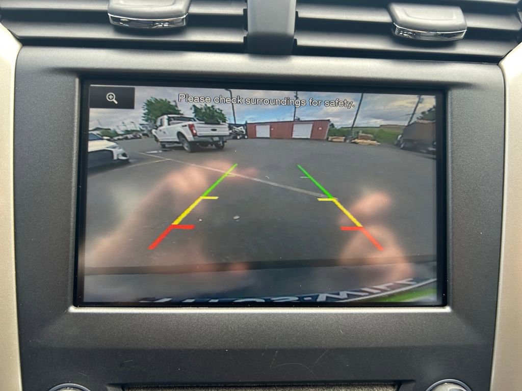 Used 2016 Ford Fusion SE w/ Equipment Group 202A FWD image 18