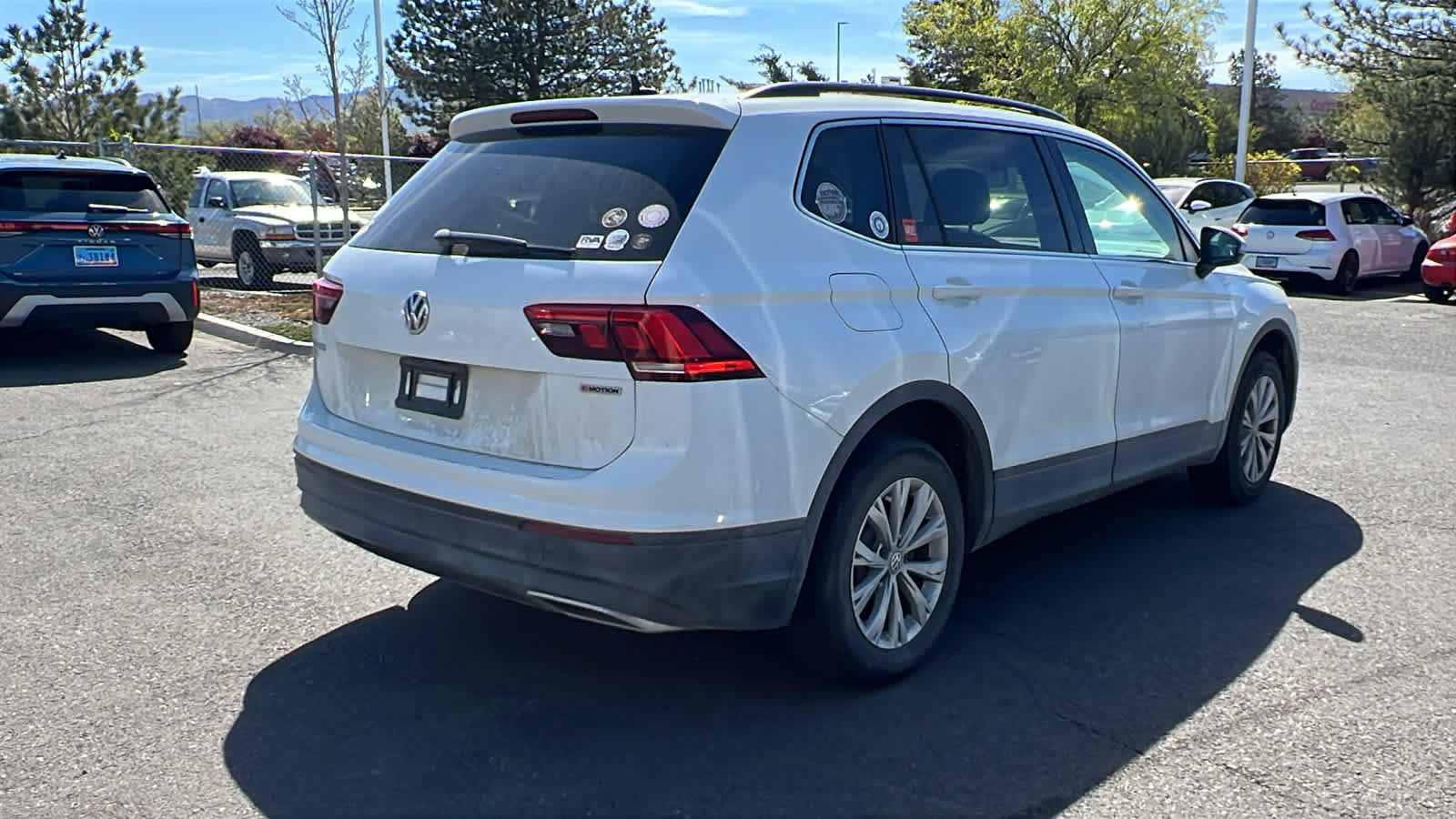 Used 2019 Volkswagen Tiguan SE image 5