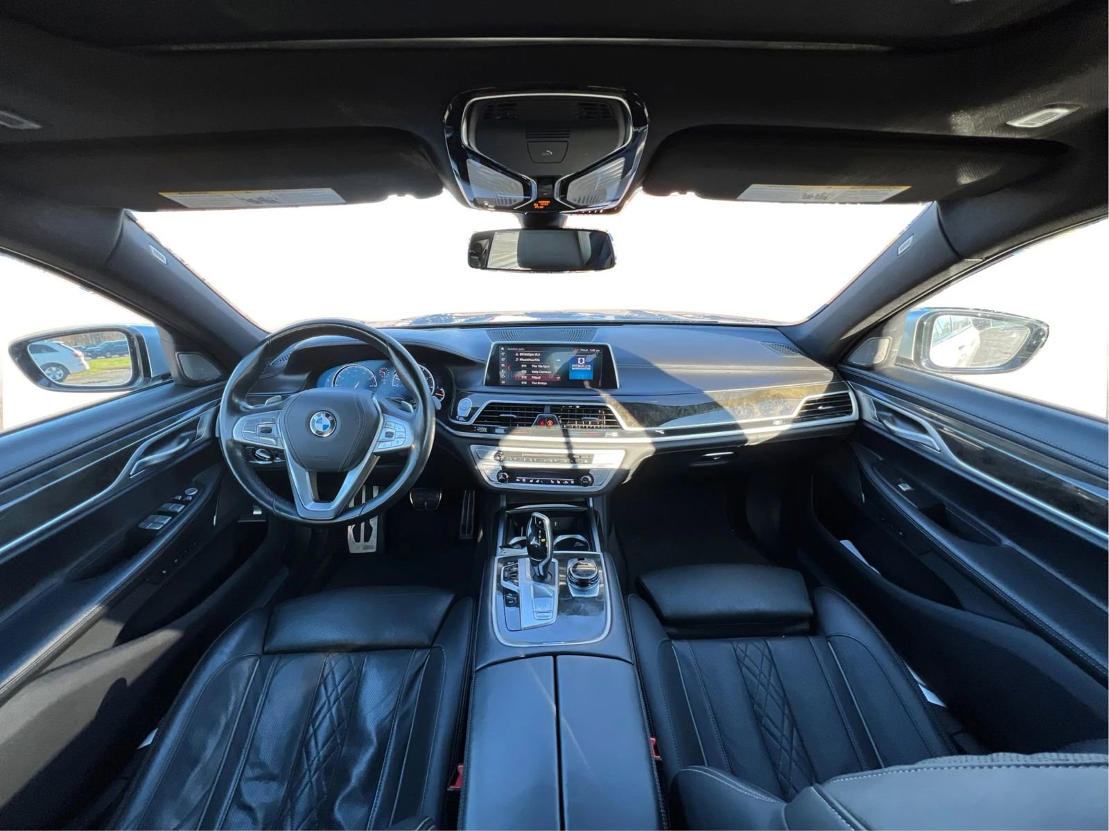 Used 2019 BMW 740i xDrive w/ Executive Package image 33