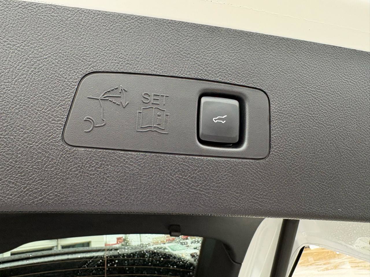 Used 2022 Lincoln Corsair AWD w/ Equipment Group 101A image 58