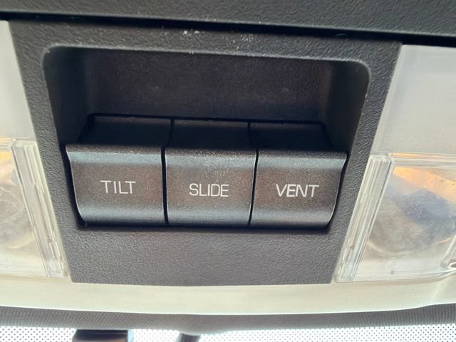 Used 2011 Lincoln Navigator 4WD w/ 101A Rapid Spec Order Code image 43