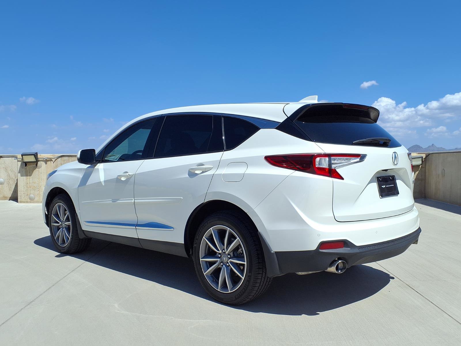 Used 2019 Acura RDX w/ Technology Package FWD image 4