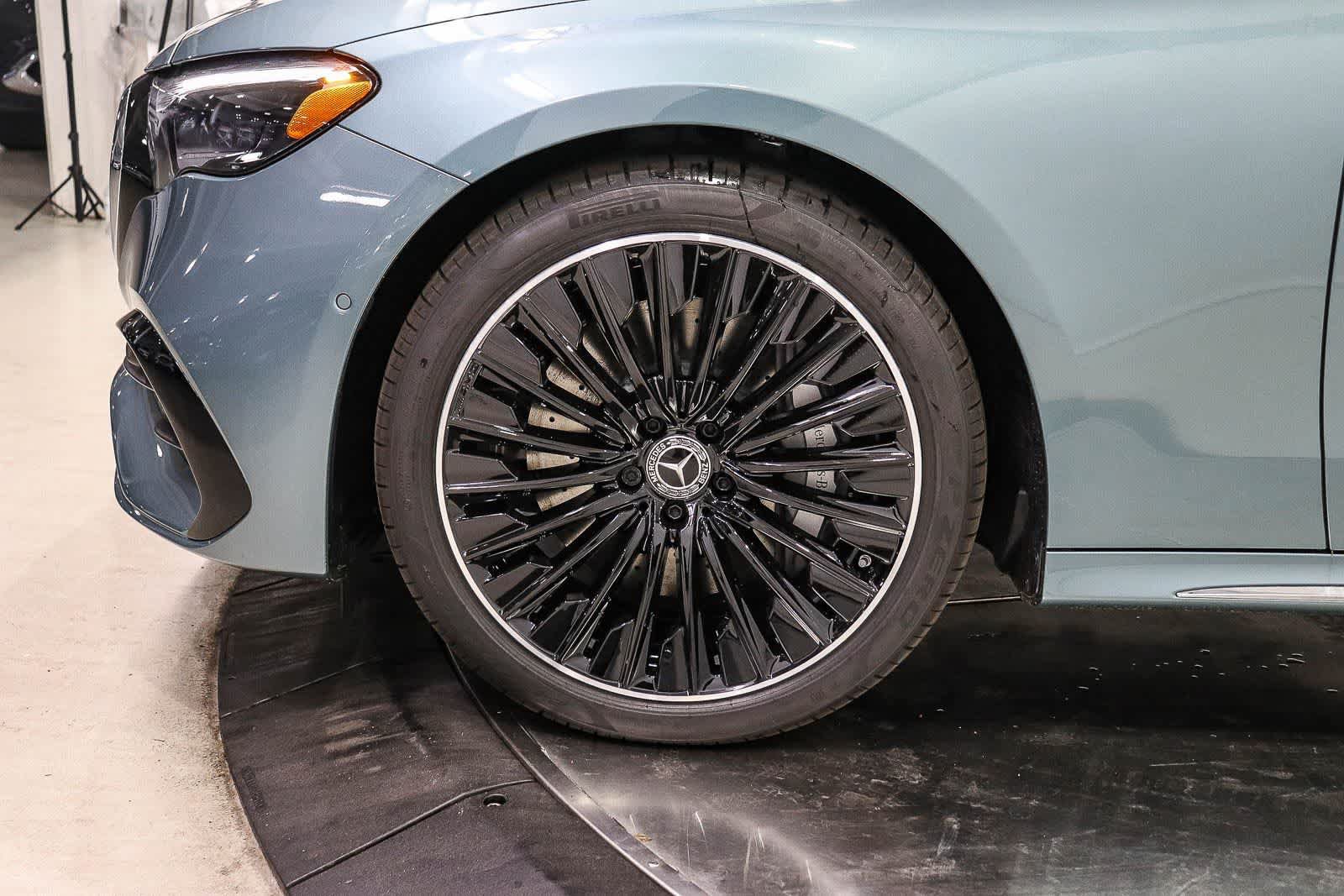 New 2027 Mercedes-Benz E 450 4MATIC Sedan image 9