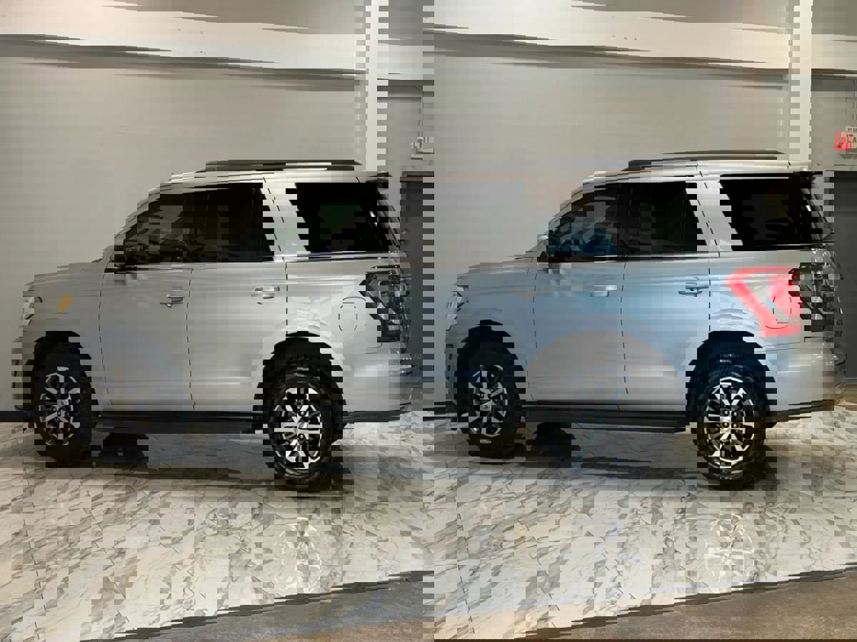 Used 2020 Ford Expedition XLT image 9