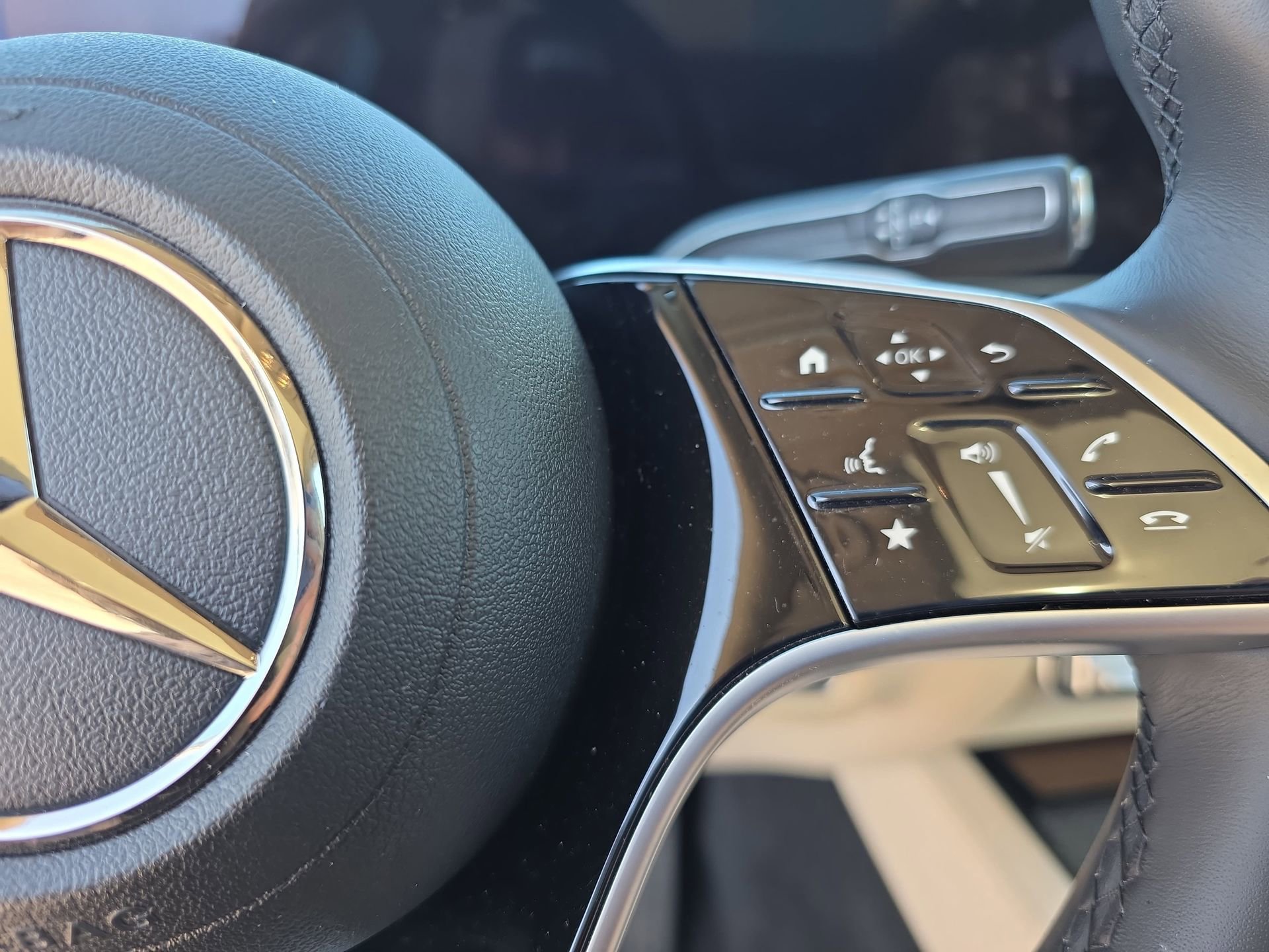 Certified 2024 Mercedes-Benz GLE 450 4MATIC image 18