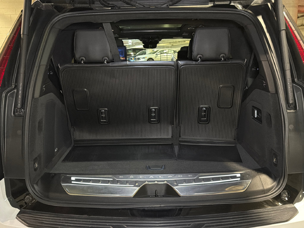 Used 2023 Cadillac Escalade V w/ LPO, Floor Liner Package AWD/4WD image 6