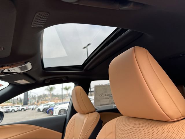 New 2026 Lexus RX 450h AWD image 25