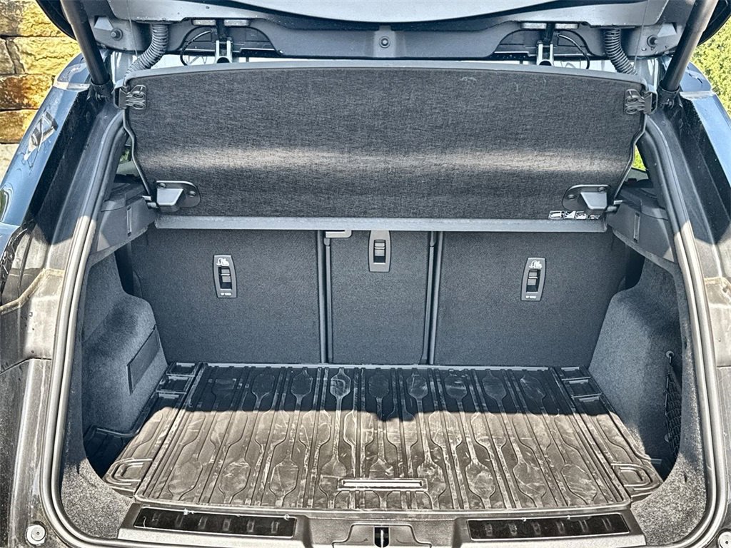 Certified 2024 Land Rover Range Rover Evoque Dynamic SE image 18