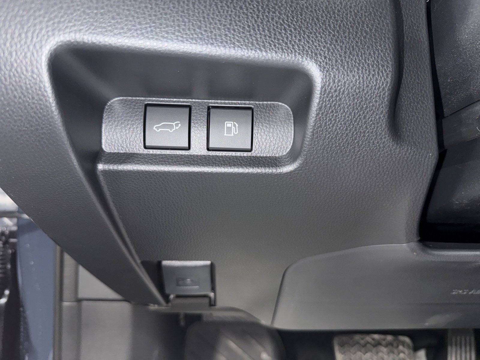 New 2026 Toyota Crown Signia image 34