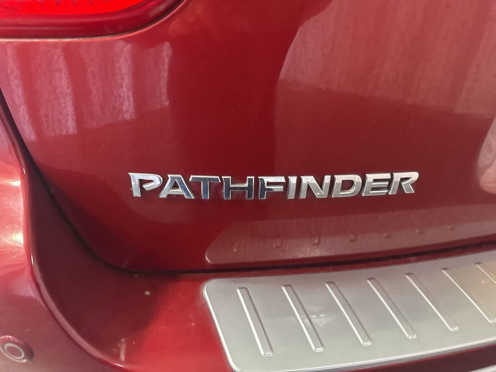 Used 2018 Nissan Pathfinder Platinum FWD image 13