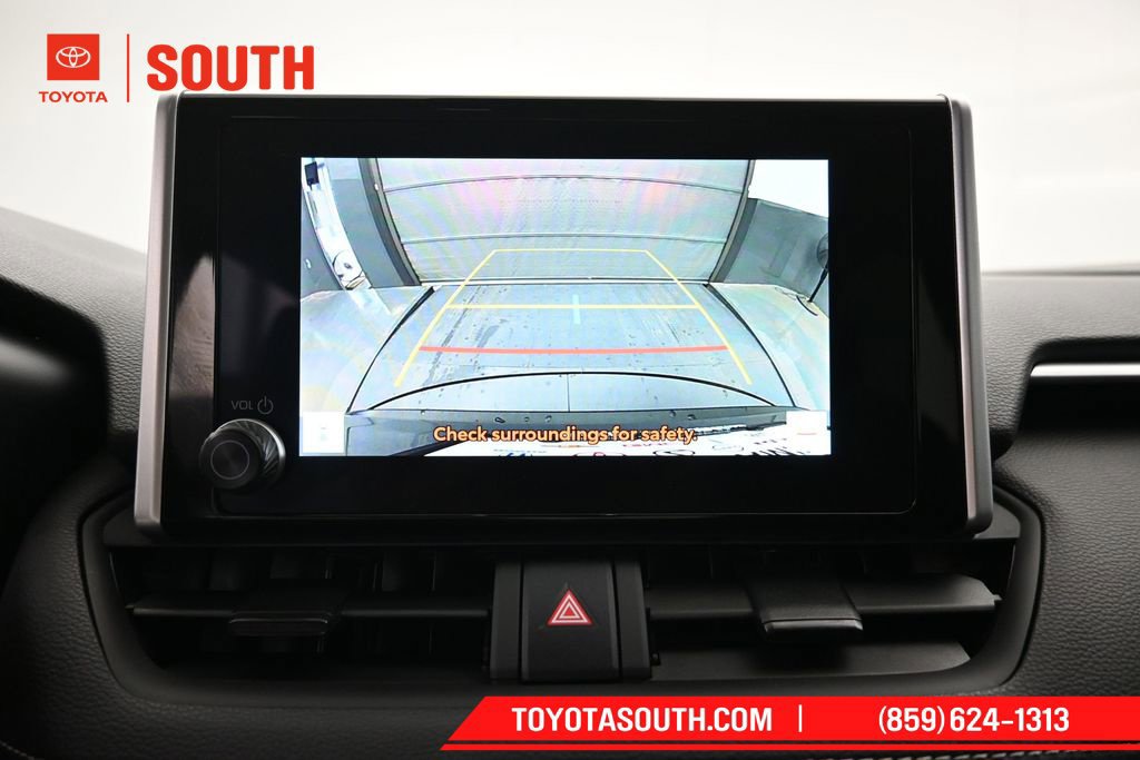 Used 2024 Toyota RAV4 XLE AWD/4WD image 17