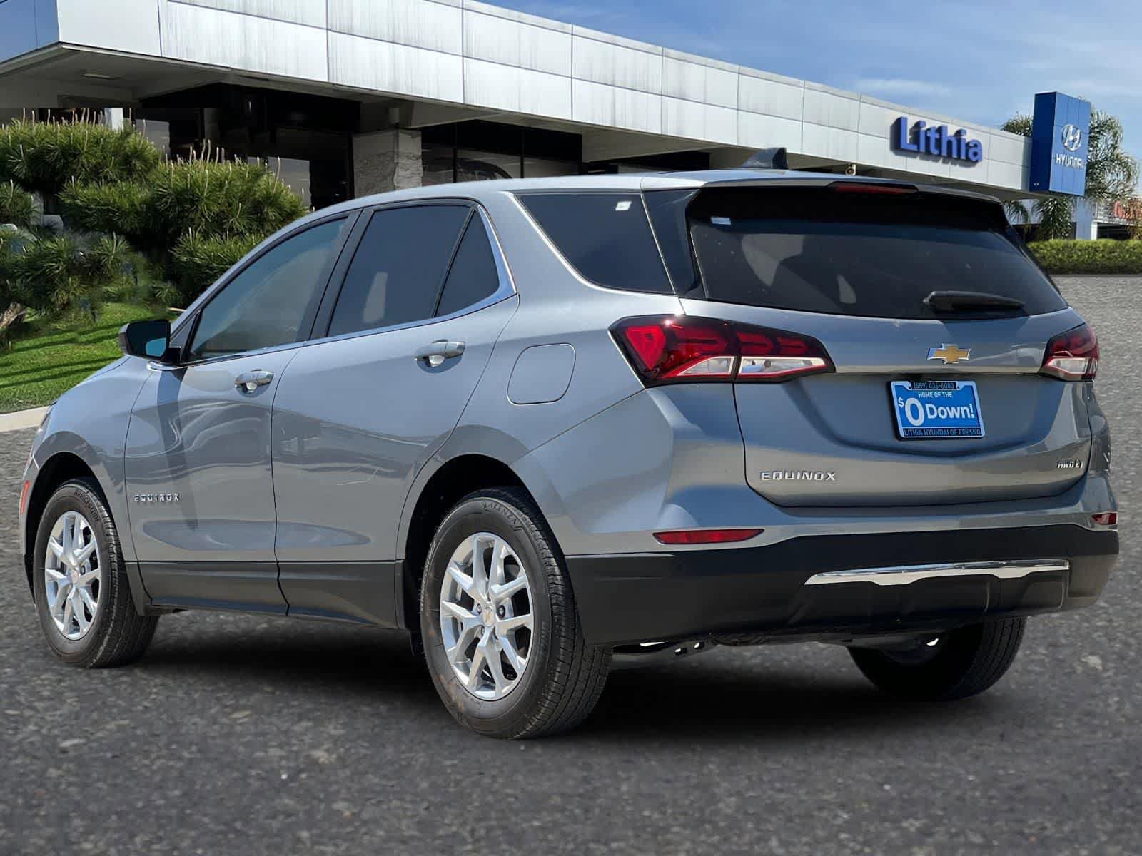 Used 2024 Chevrolet Equinox LT AWD/4WD image 7