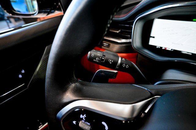 Used 2024 Jaguar XF R-Dynamic SE image 37