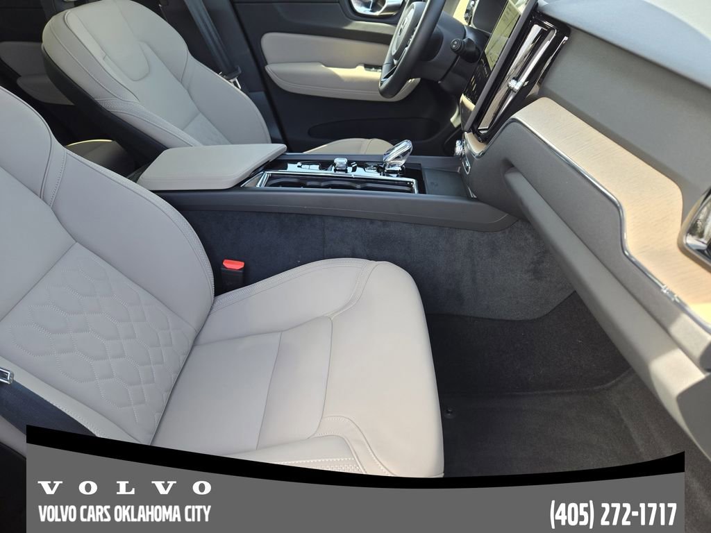 Used 2026 Volvo XC60 B5 Plus w/ Protection Package Premier AWD/4WD image 13