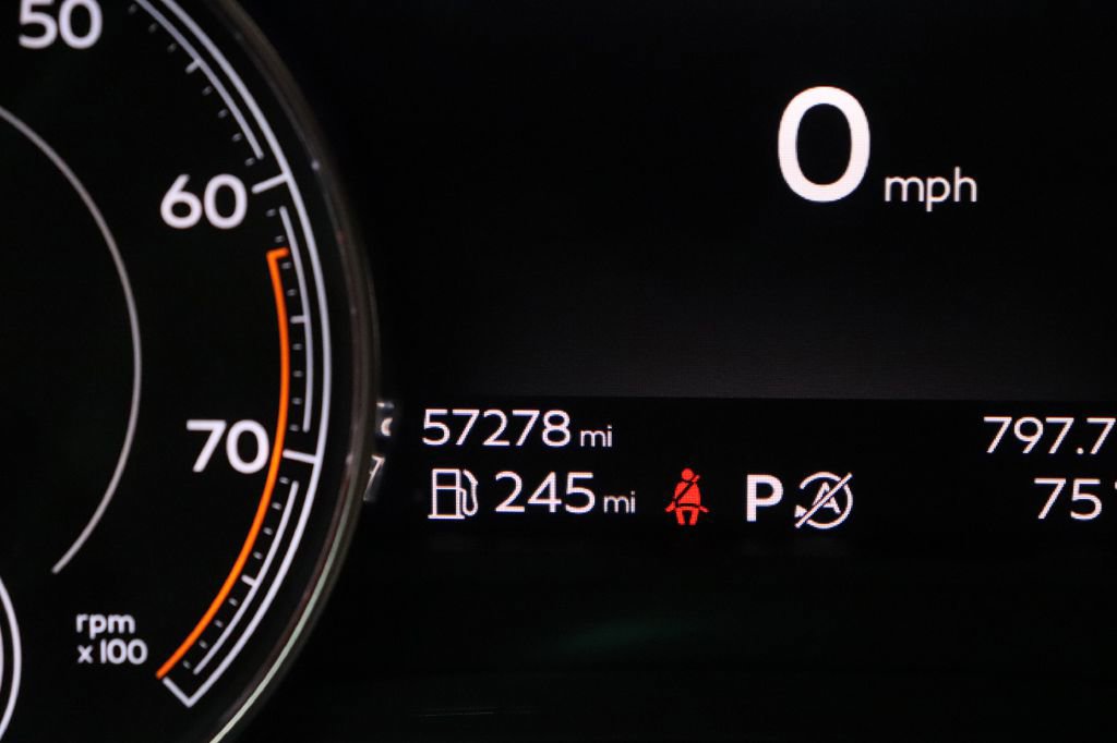 Used 2017 Bentley Bentayga image 18