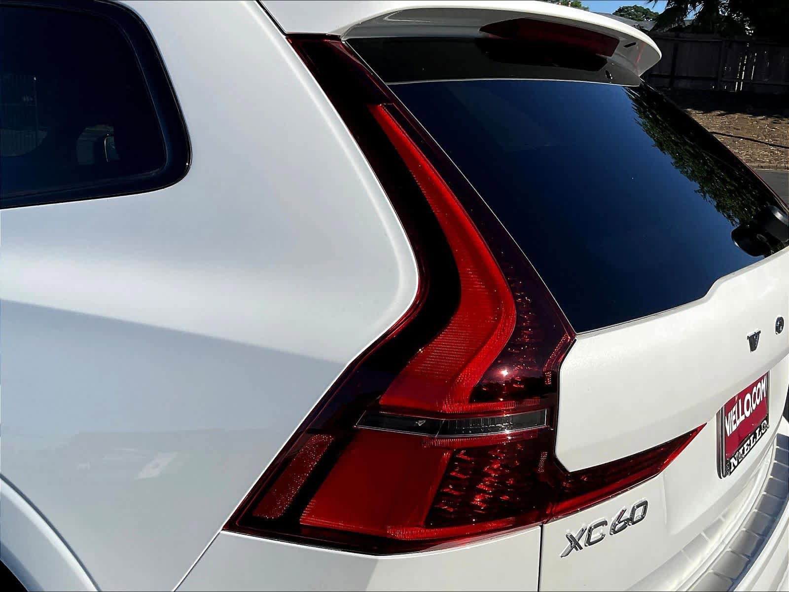 New 2026 Volvo XC60 B5 Plus w/ Climate Package AWD/4WD image 25