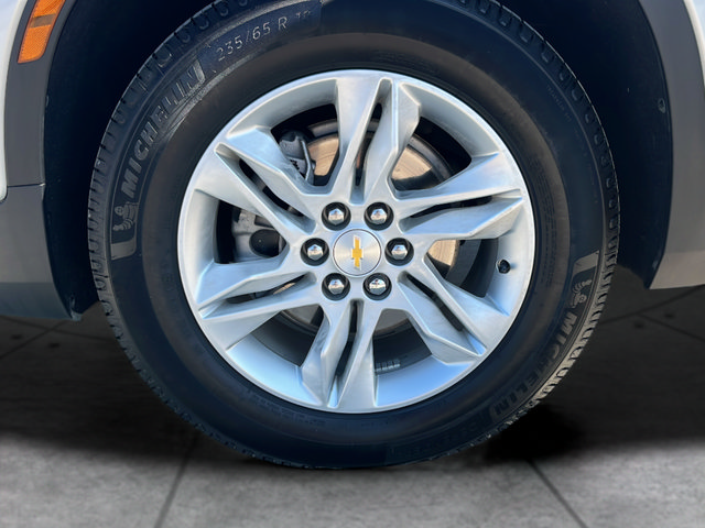 Used 2022 Chevrolet Blazer LT FWD image 25