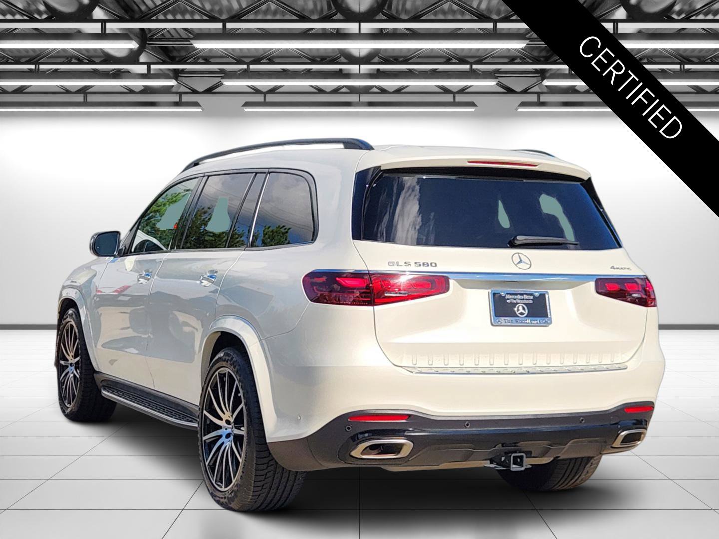 Used 2024 Mercedes-Benz GLS 580 4MATIC image 7