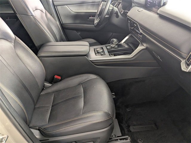 Used 2024 MAZDA CX-90 3.3 Turbo w/ Preferred Plus image 32