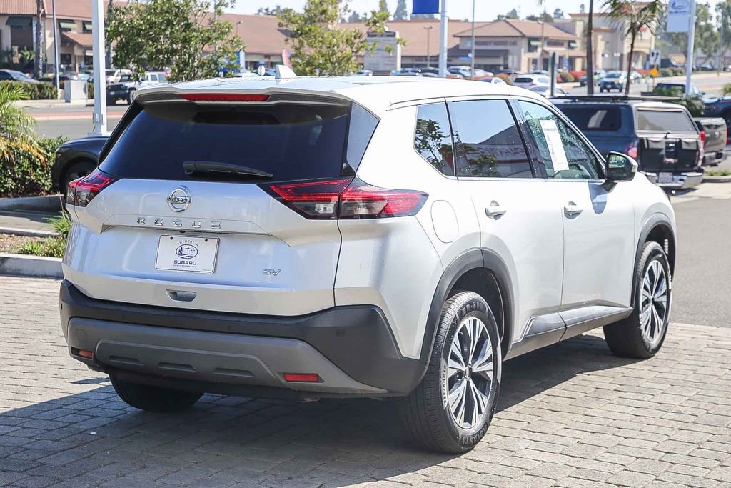 Used 2021 Nissan Rogue SV image 7