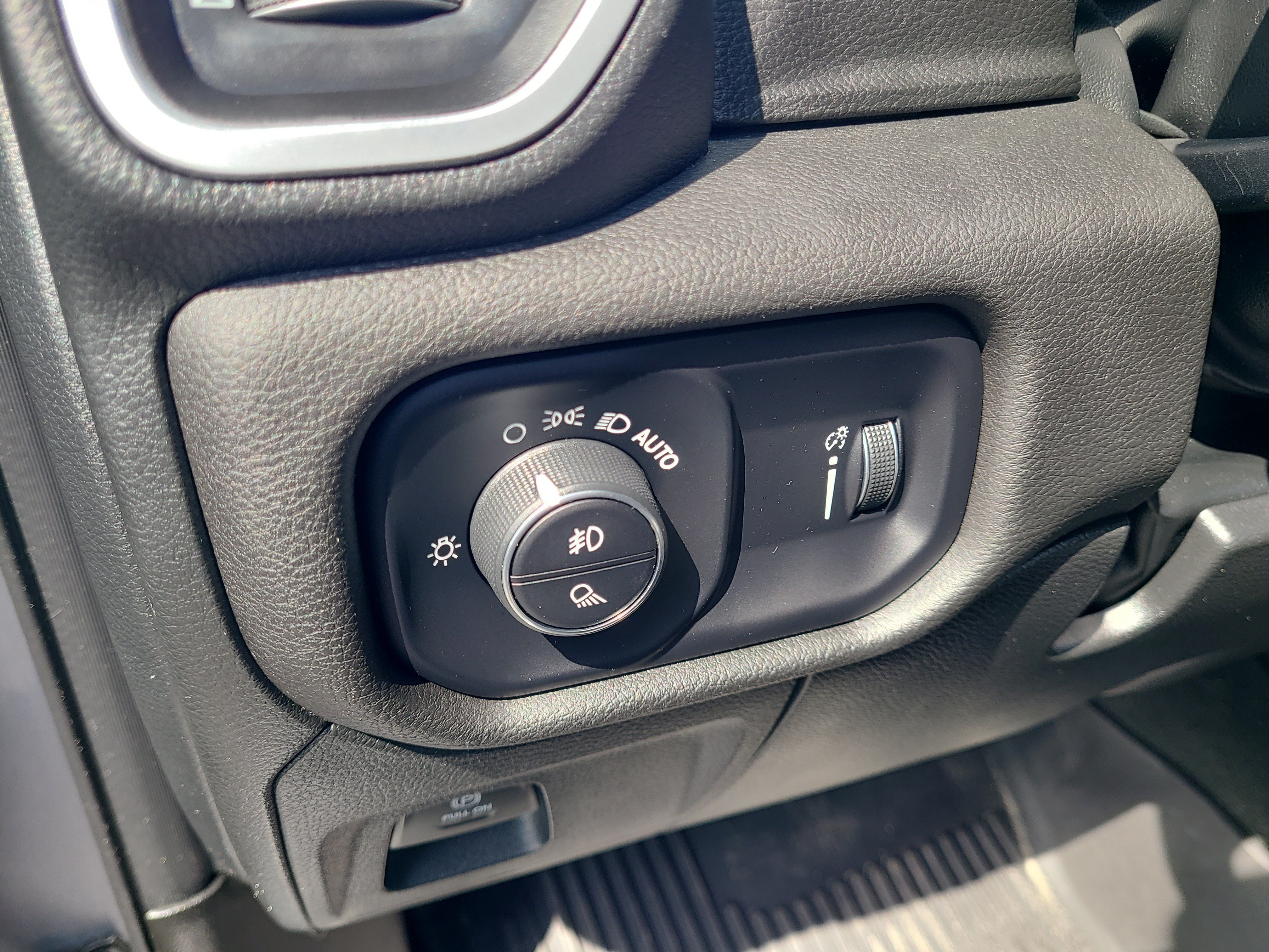 Used 2023 RAM 1500 Big Horn AWD/4WD image 22