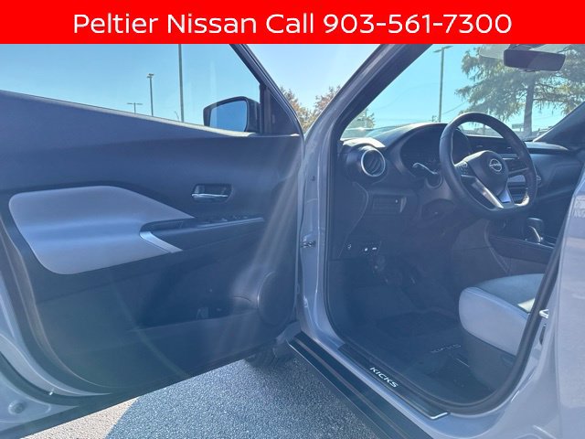 Certified 2024 Nissan Kicks SR w/ SR Premium Package FWD image 13