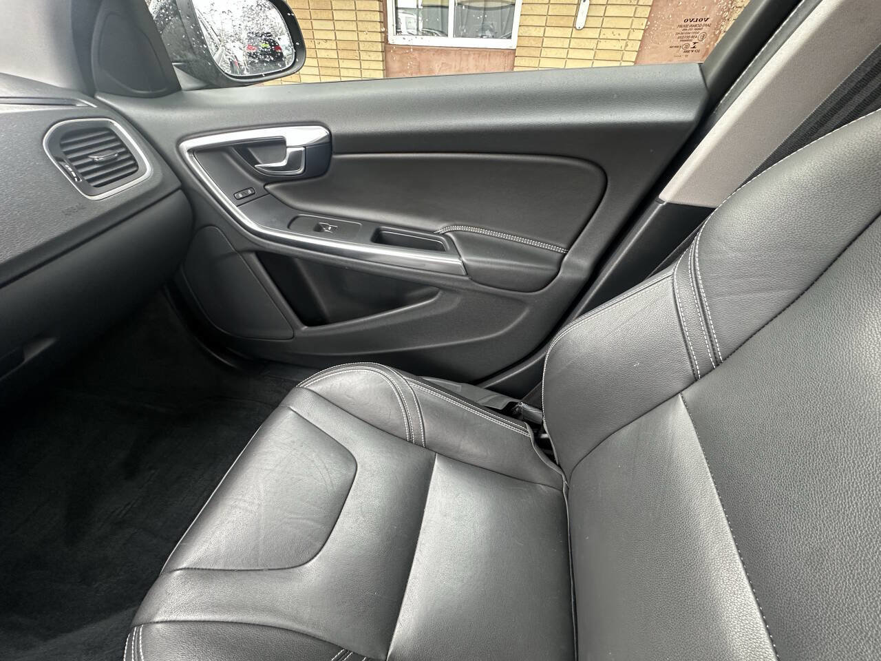 Used 2018 Volvo S60 T5 Dynamic w/ Protection Package image 11