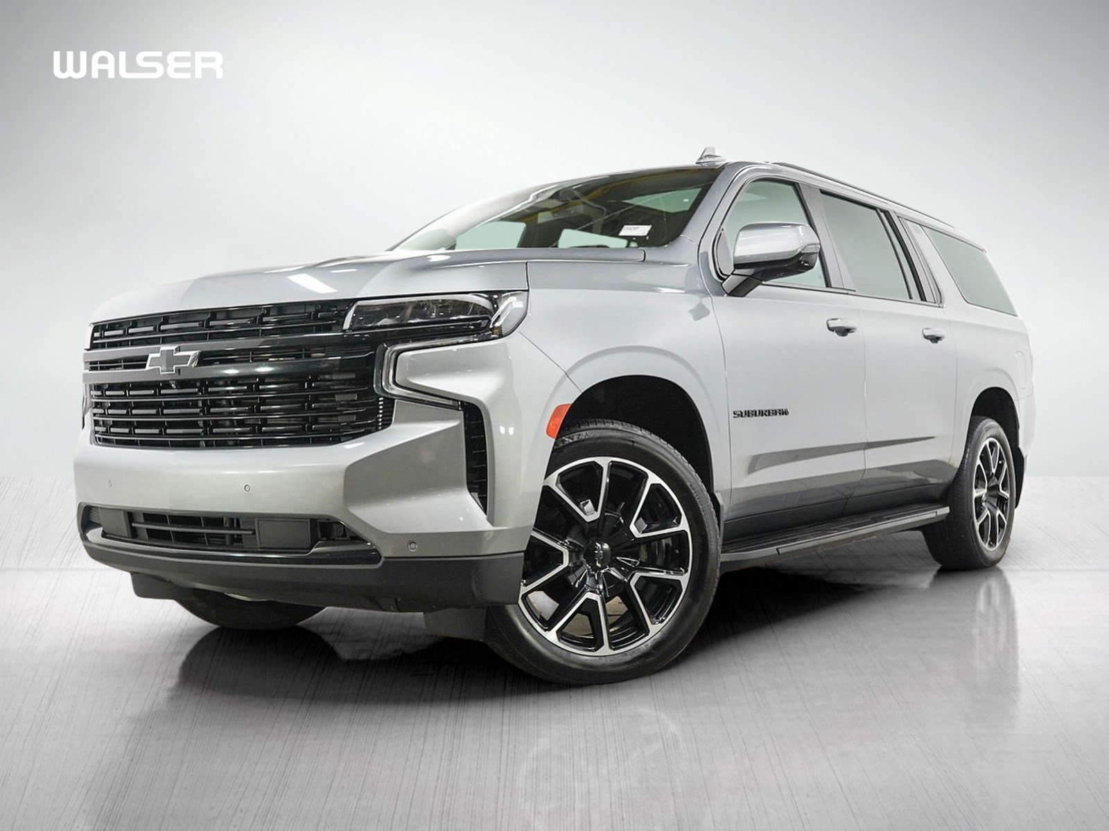 Used 2023 Chevrolet Suburban RST w/ Luxury Package AWD/4WD image 1